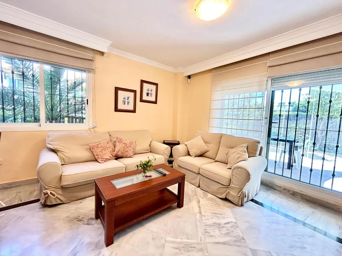 Cozy Apartment Near Puerto Banus Marbella
